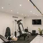 G Boutique Kefalonia فندق